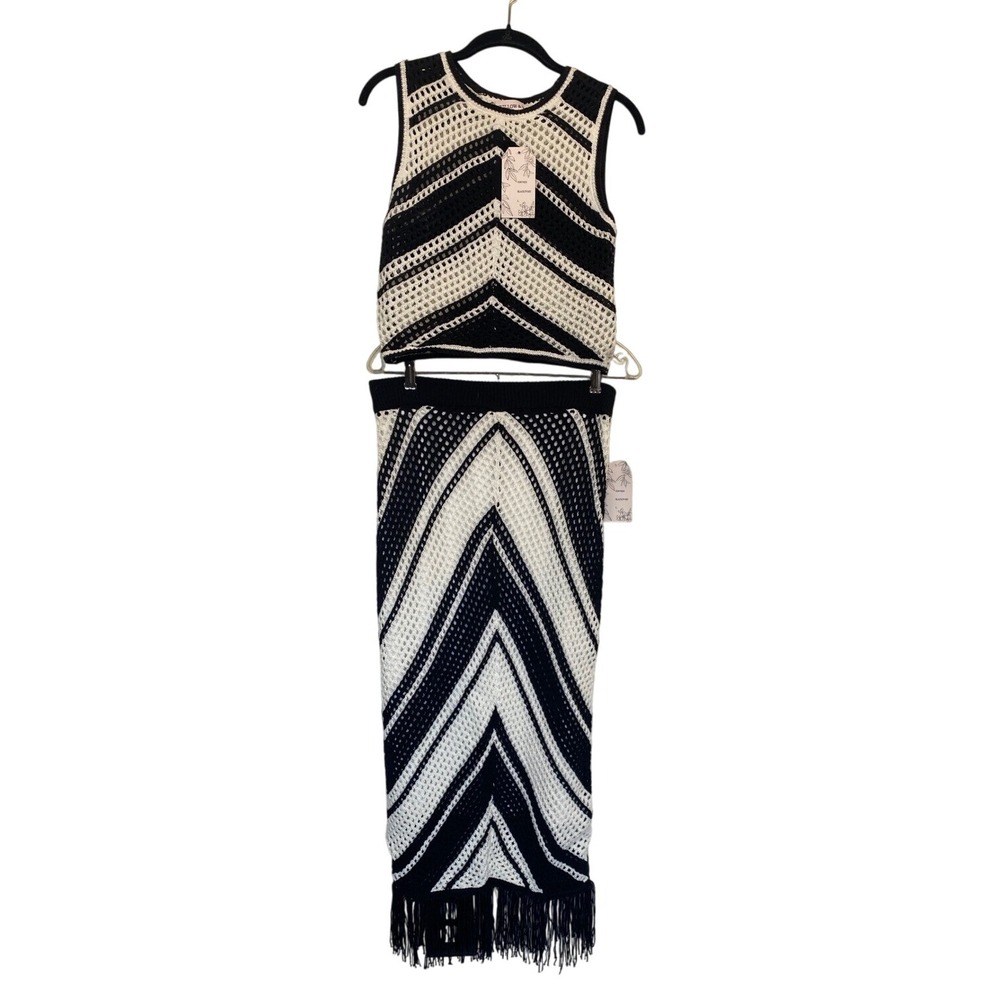 NWT‎ Willow & Wind Sleeveless Sweater  Maxi Skirt Crochet Black & White Large